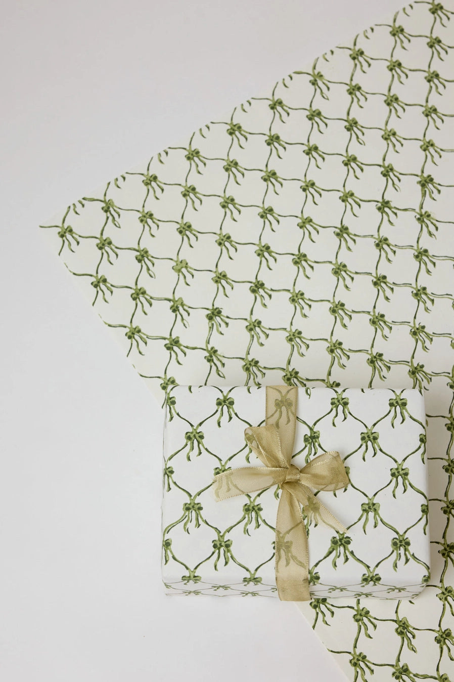 Bows Holly Green Holiday Gift Wrap