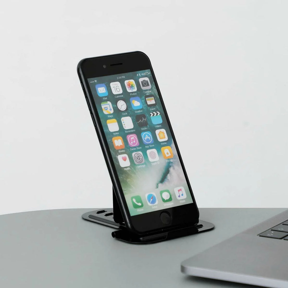 Metal Gadget Stand